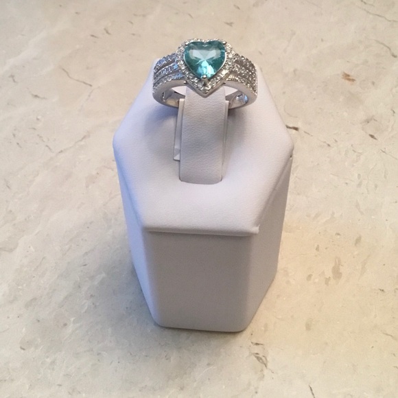 .925 Sterling Silver Aquamarine CZ Heart Ring - Picture 10 of 16